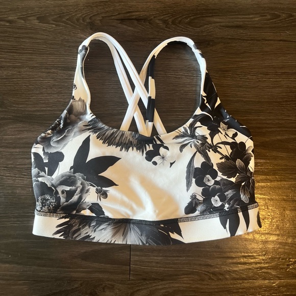 Lululemon Energy Bra size 6 - Picture 1 of 2